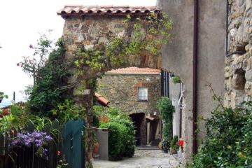 Scorcio del paese (foto di Alessandro Vecchi - 2012)